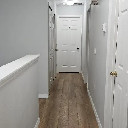 Paradise Cay - 3 Bed 2,5 Baths Townhome